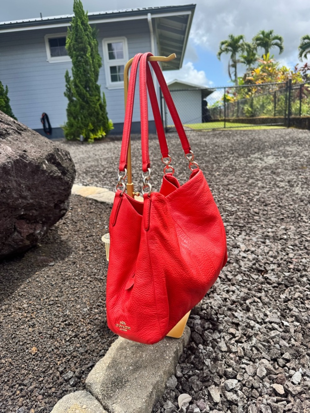 Coach Edie 31 Pebbled Leather Shoulder Bag Red Hobo Gold Hardware - Picture 5 of 16